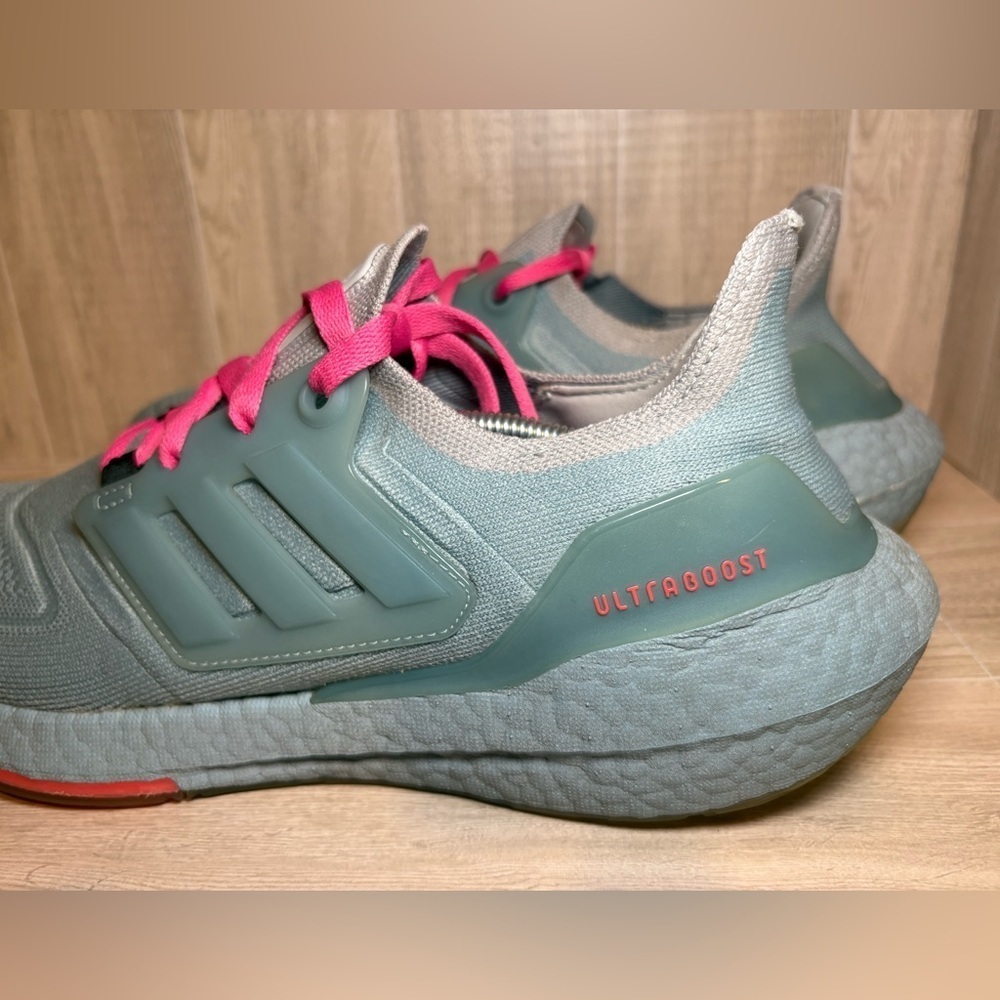 adidas Mens Ultraboost 22 Running Shoe Size 9 - Picture 10 of 11